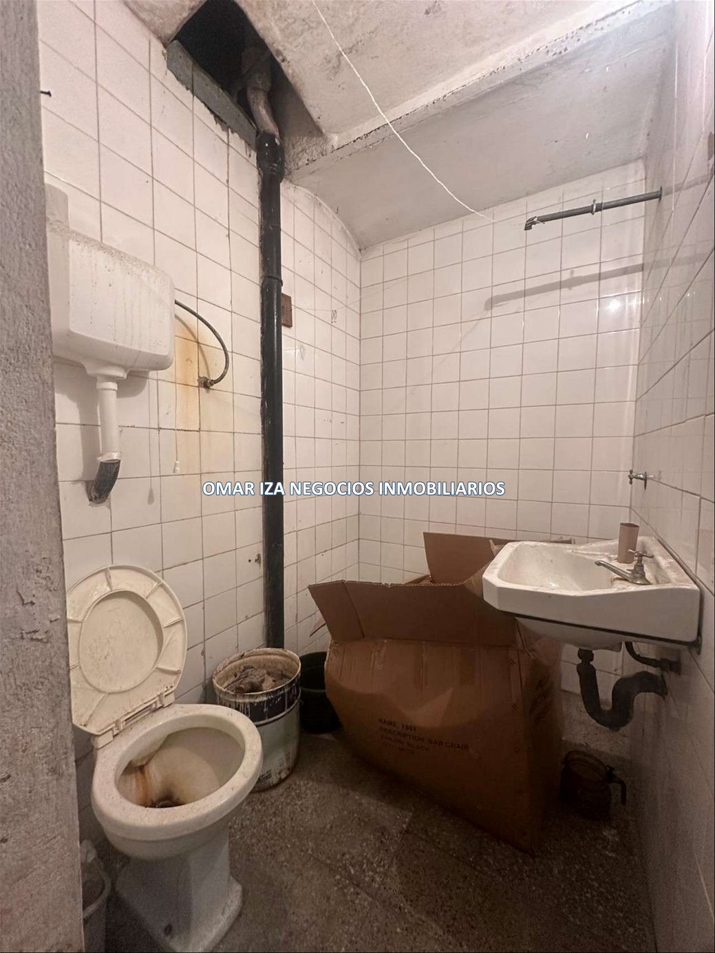 ALQUILER LOCAL COMERCIAL EN LA COMERCIAL, OFICINAS, SHOWROOM, ACCESO DE CAMIONES, GALPON, DEPOSITO · Foto 12