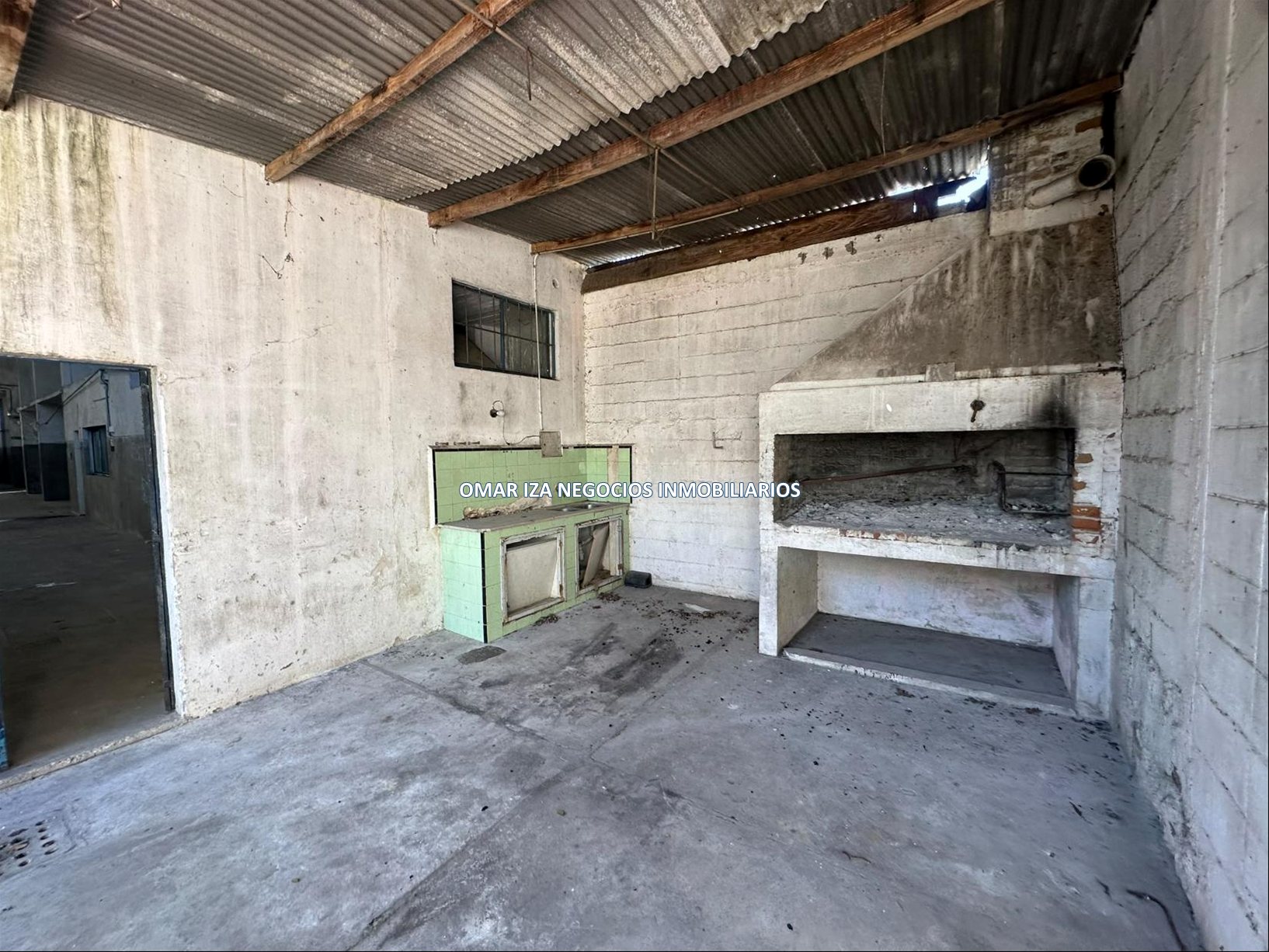 Alquiler local industrial galpon deposito Mercado Modelo comercial · Foto 12