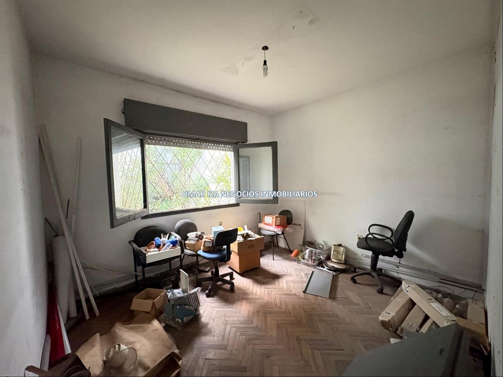 venta y alquiler local comercial sobre av italia. excelente ubicacion, showroom, deposito, oficinas · Foto 11