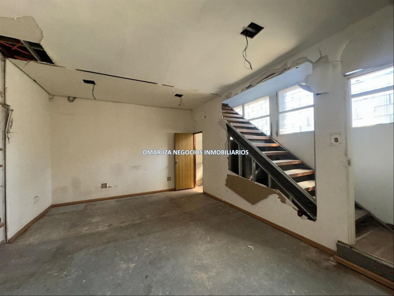 ALQUILER LOCAL COMERCIAL EN GOES, GALPON, DEPOSITO, ENTRADA VEHICULAR, ENTREPISO · Foto 6