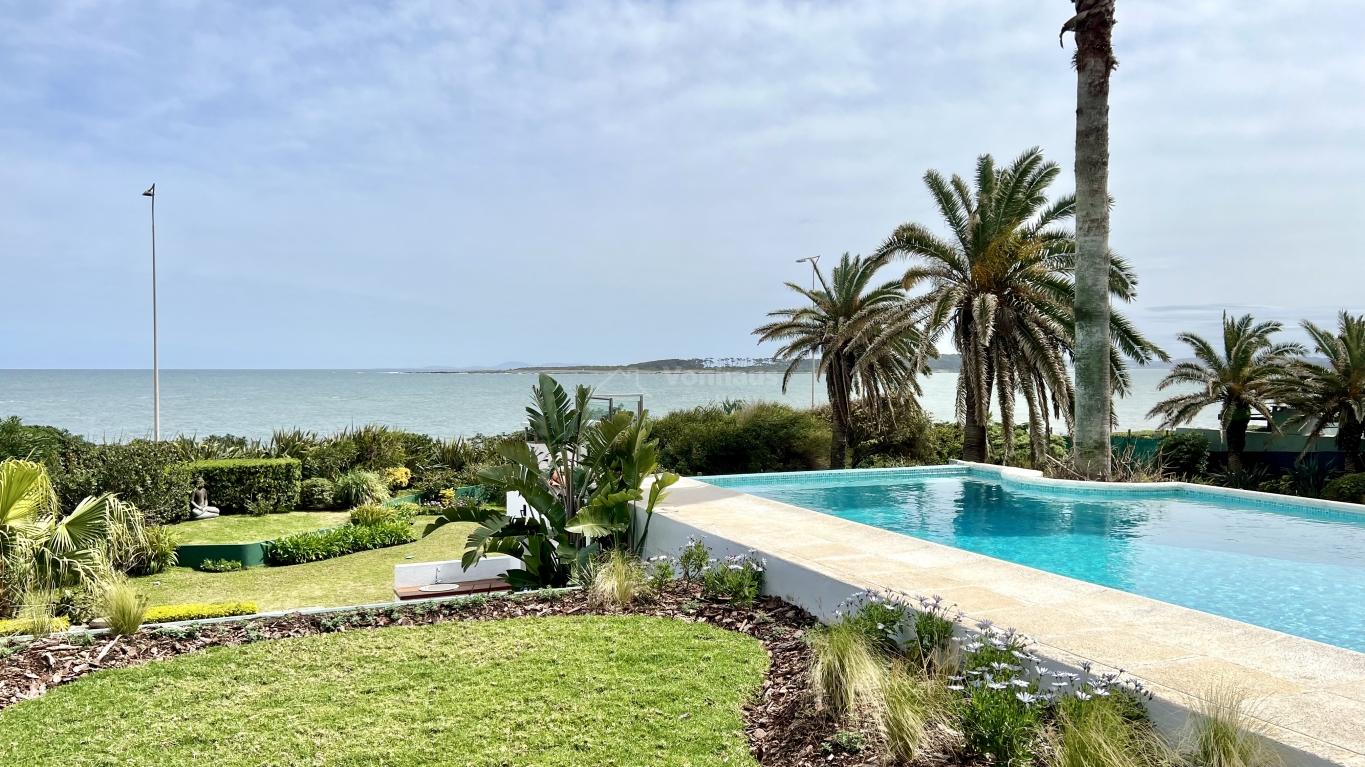 ALQUILER EXCLUSIVO CHALET EN PENINSULA 8 Dormitorios Piscina · Foto 2
