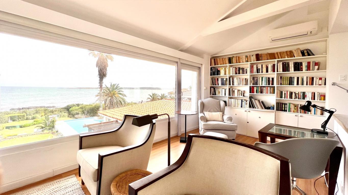 ALQUILER EXCLUSIVO CHALET EN PENINSULA 8 Dormitorios Piscina · Foto 8