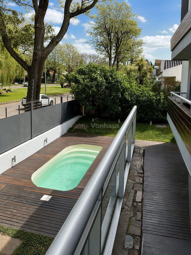 Apartamento en alquiler Punta Gorda 3 dormitorios y servicio · Foto 3