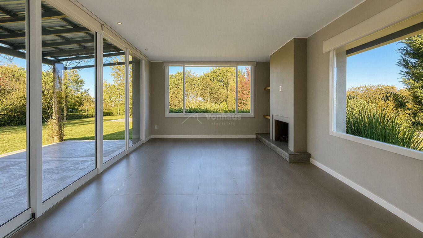 Casa en venta  alquiler en Barrio Privado La Tahona · Foto 1