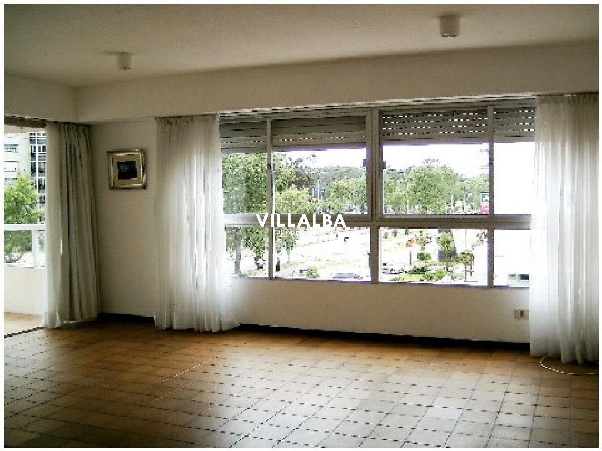 Apartamento en venta en Roosevelt