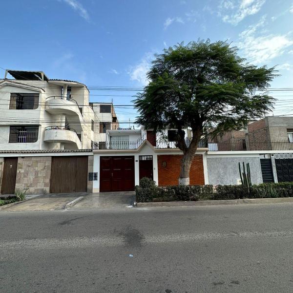 Casa en venta en Santa Anita