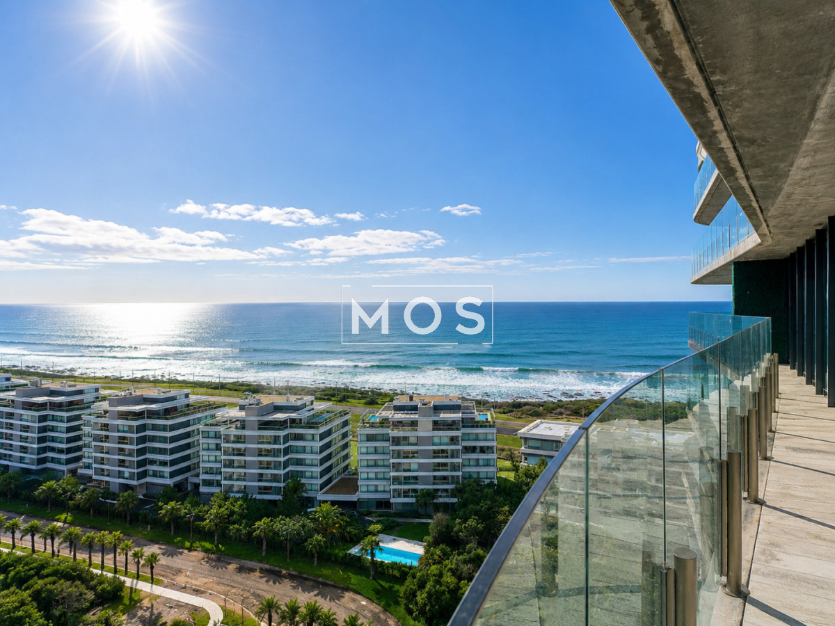 Espectacular Apartamento de 2 Dormitorios y Medio, piso alto, Torre Surfside, Punta del Este