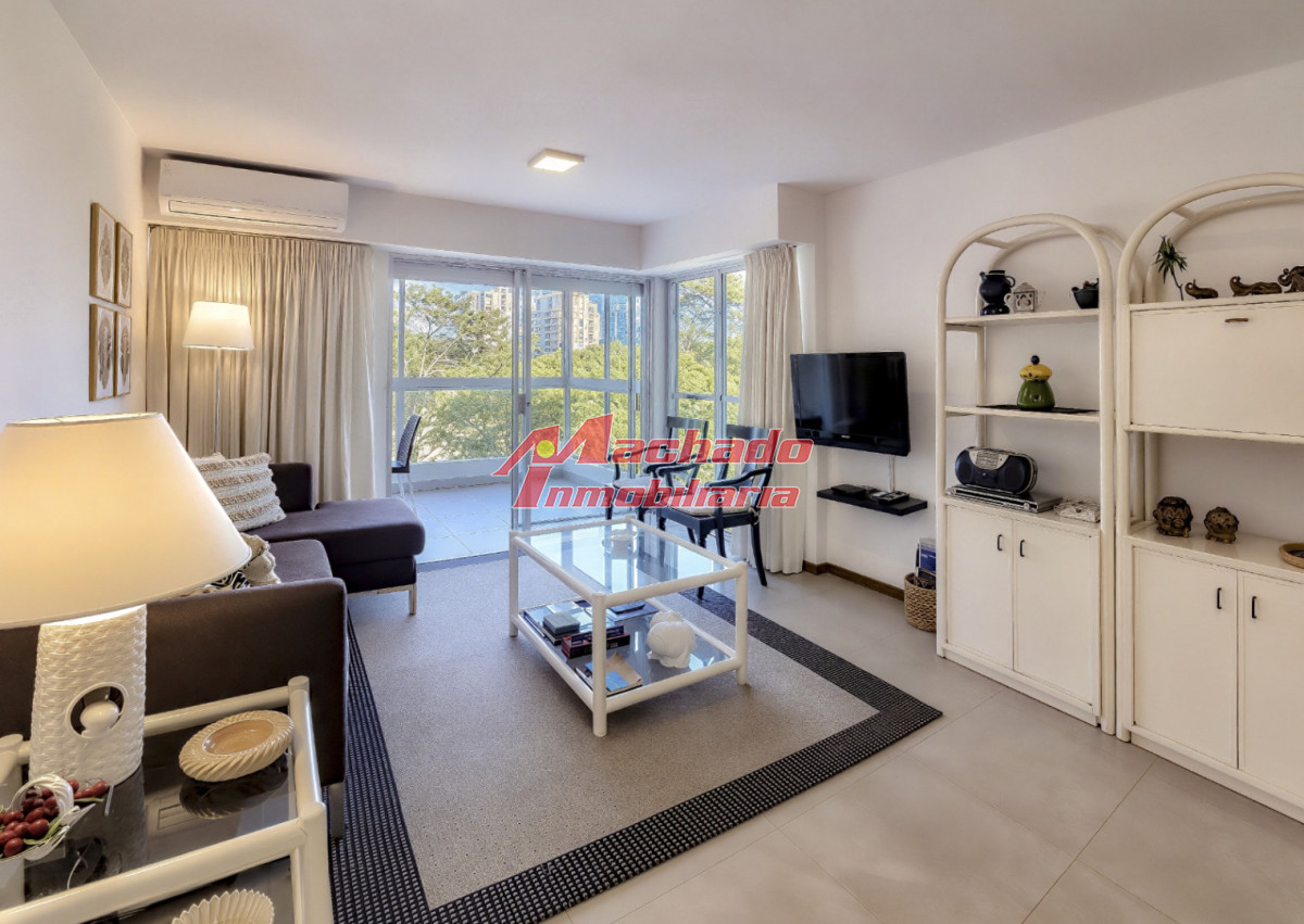Apartamento en venta Punta del Este, Totalmente Reciclado