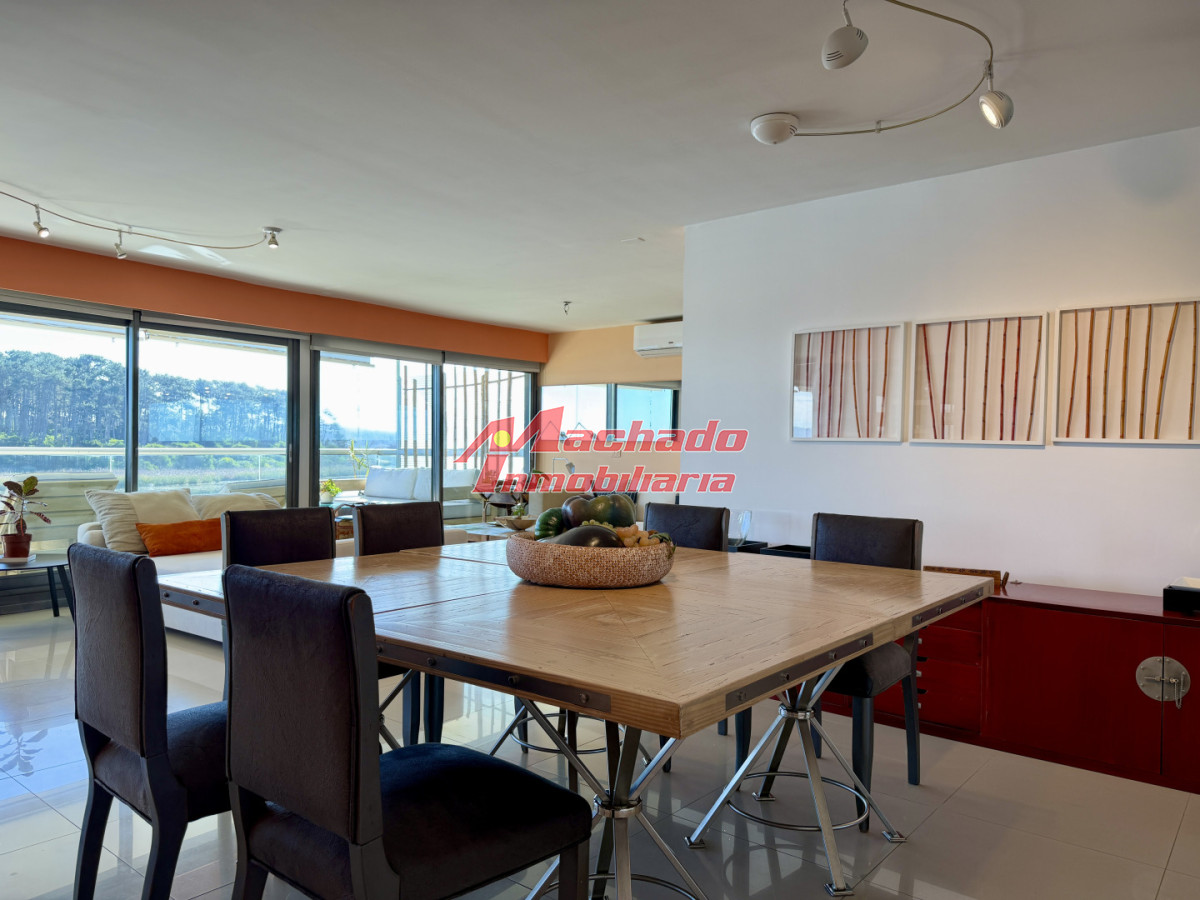Apartamento en Terrazas de la laguna con Parillero