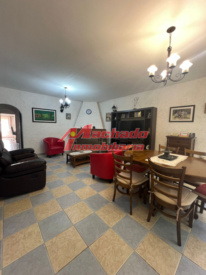 OPORTUNIDAD VENTA MALDONADO CASA BARRIO RIVERA