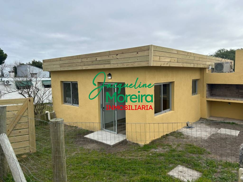 **C101736** - VILLA IVAN - Casa en alquiler de 1 dormitorio en zona centrica de Piriápolis. · Photo 1