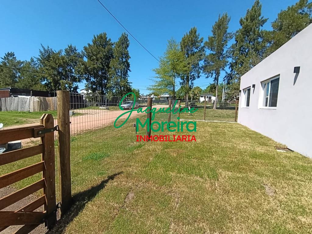 CASA LUZ, en venta, nueva casi a estrenar en TIERRA CALMA. PIRIAPOLIS.