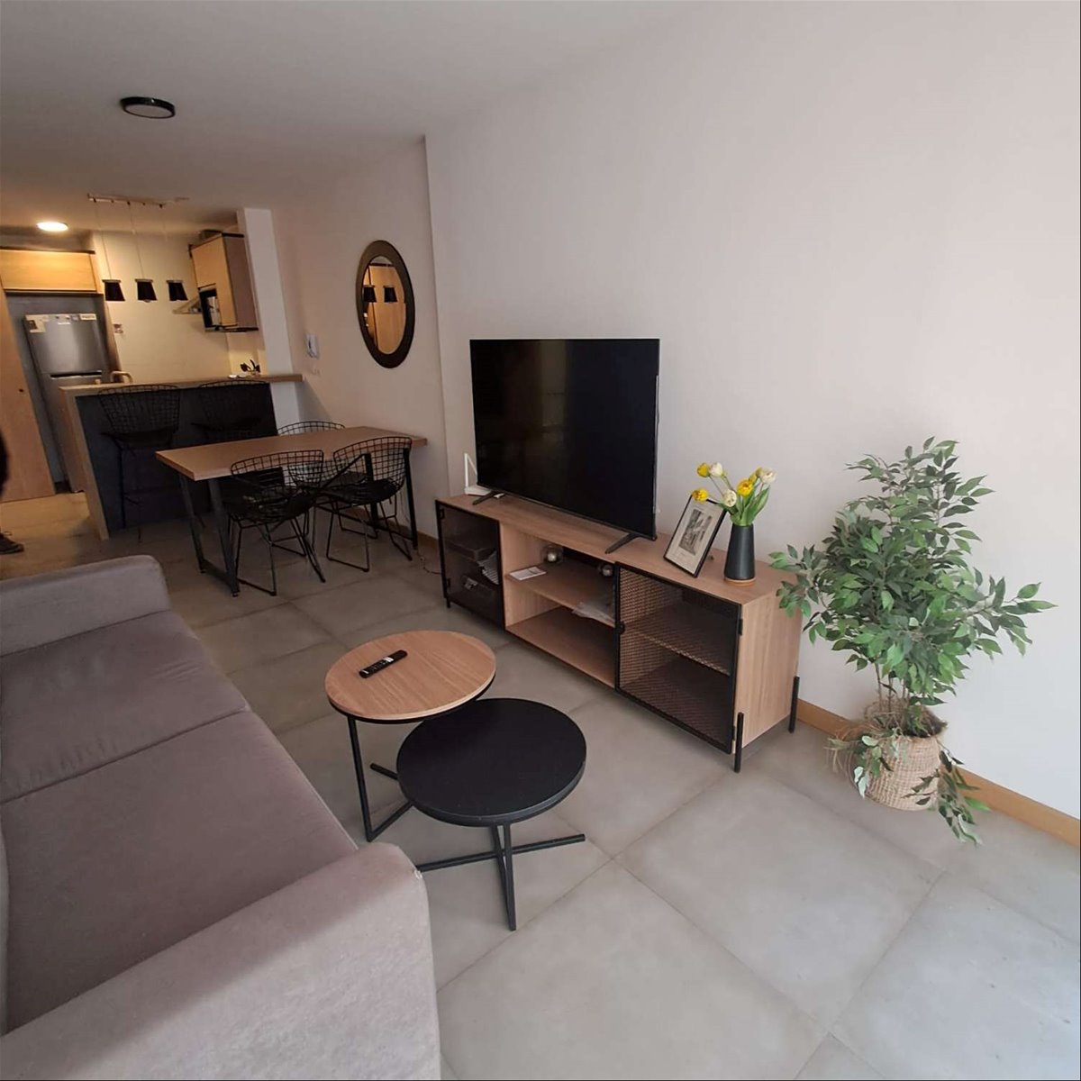 Apartamento de 1 dormitorio amueblado con garage · Foto 2