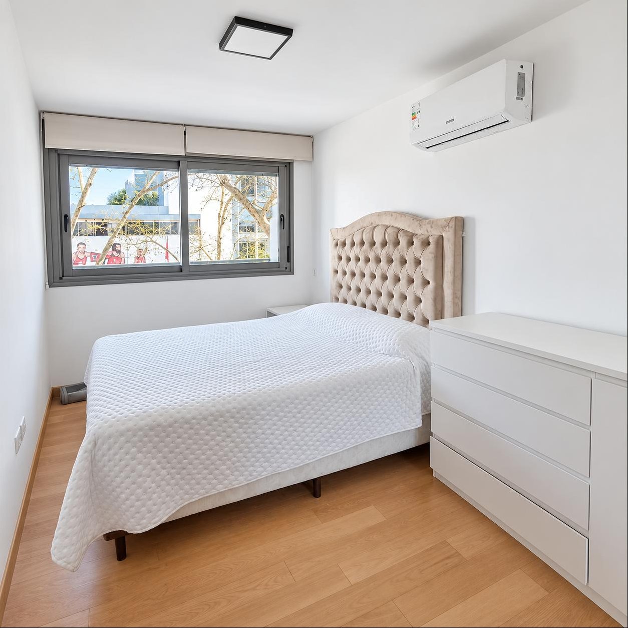 Apartamento de 1 dormitorio amueblado con garage · Photo 7