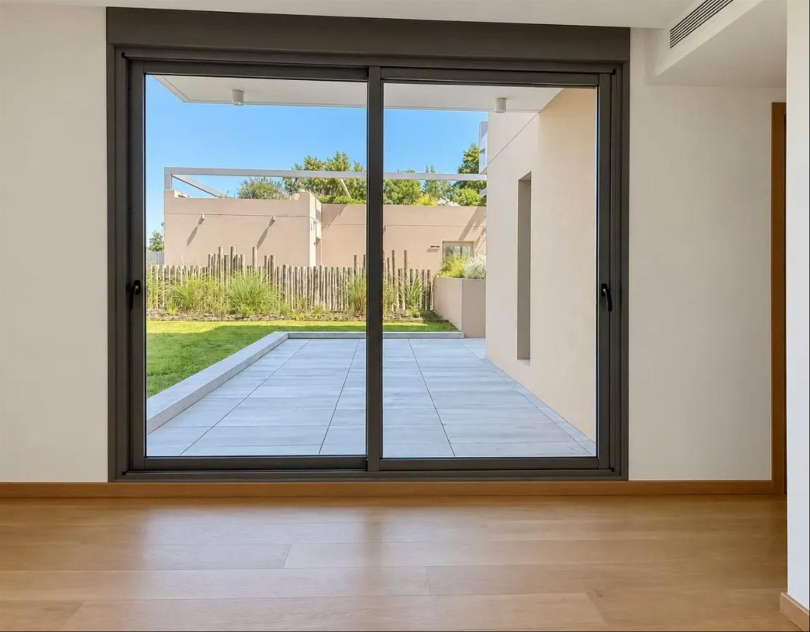 Alquiler apartamento de 2 dormitorios en Barrio Parques Con Jardin De 62 Mts Con Parrillero · Foto 9