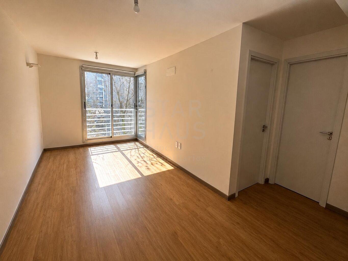 Alquiler Apartamento 1 Dormitorio con Garage y Balcón en Parque Rodo · Foto 8
