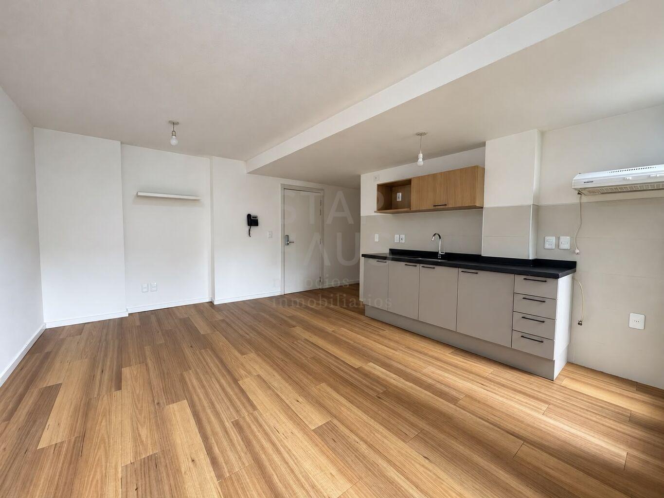Alquiler Apartamento 2 Dormitorios con Patio y Amenities – Cordón Sur · Photo 4