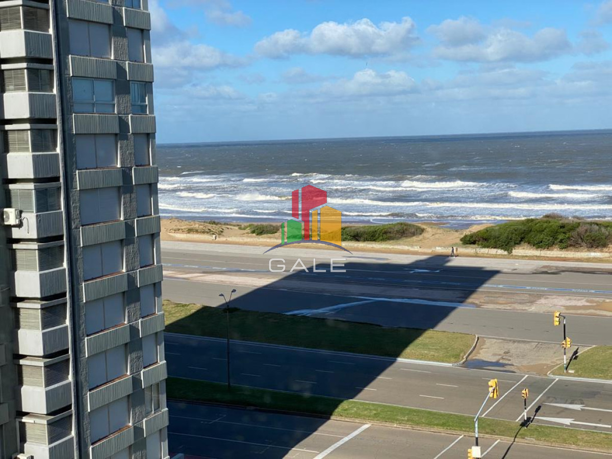 Apartamento frente al mar