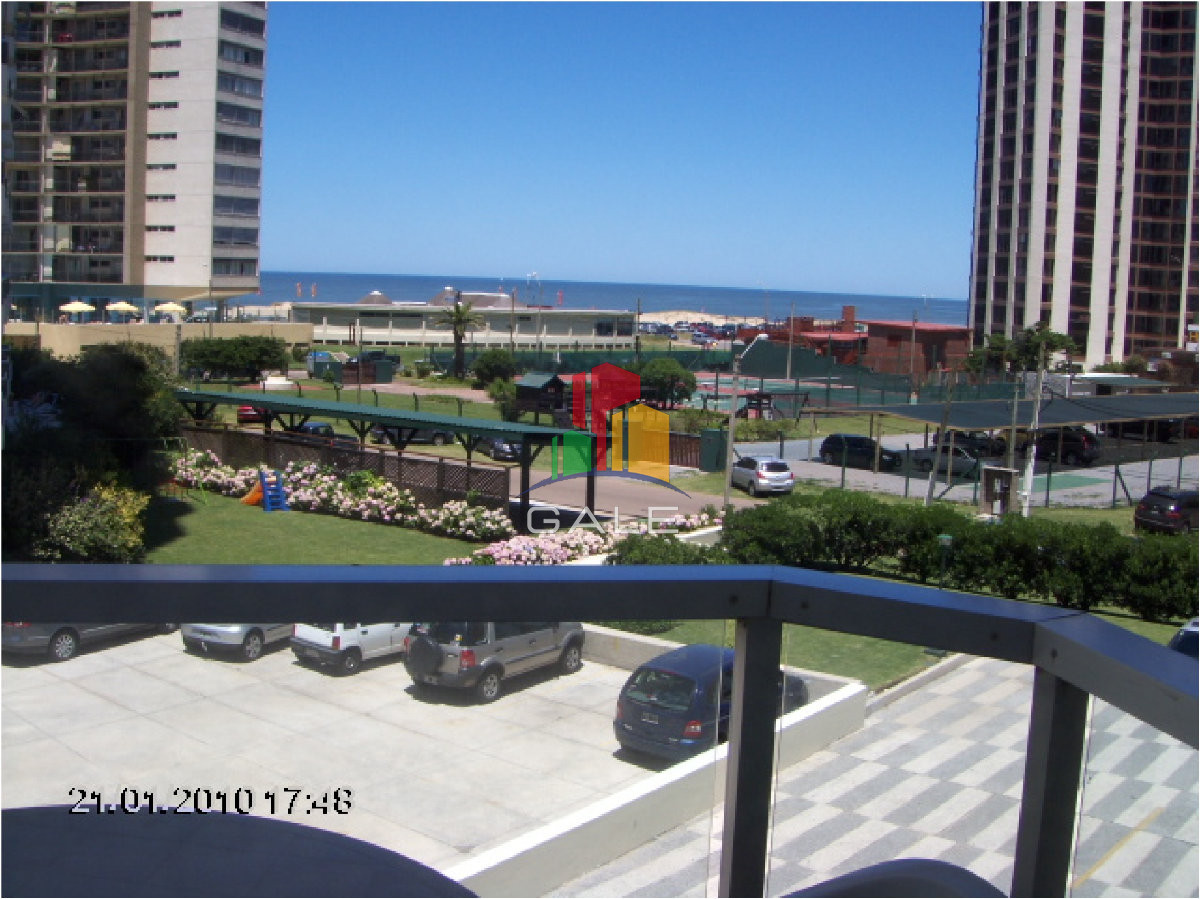 Apartamento en Brava, 1 dormitorios *