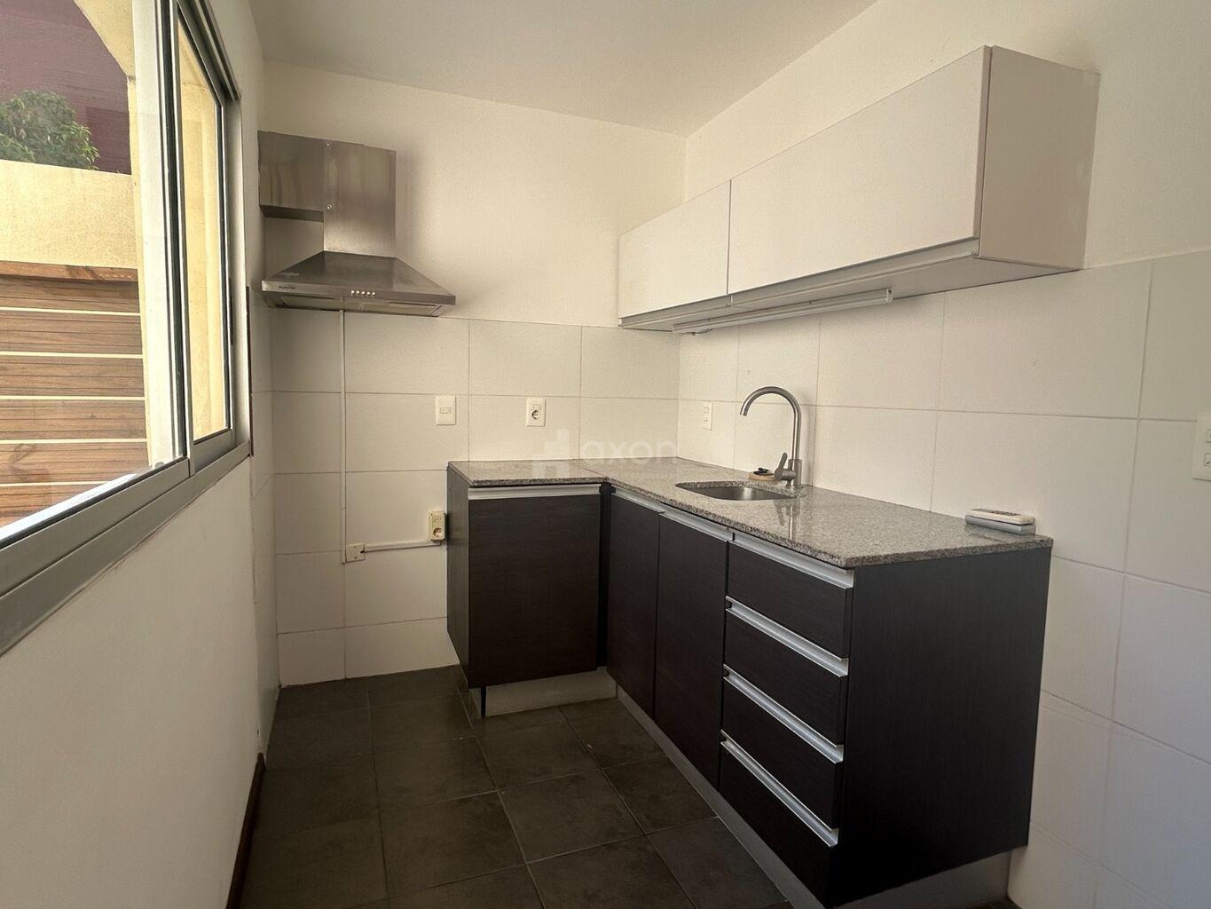 ALQUILER APARTAMENTO 1 DORMITORIO POCITOS CON PATIO Y GARAJE · Foto 7