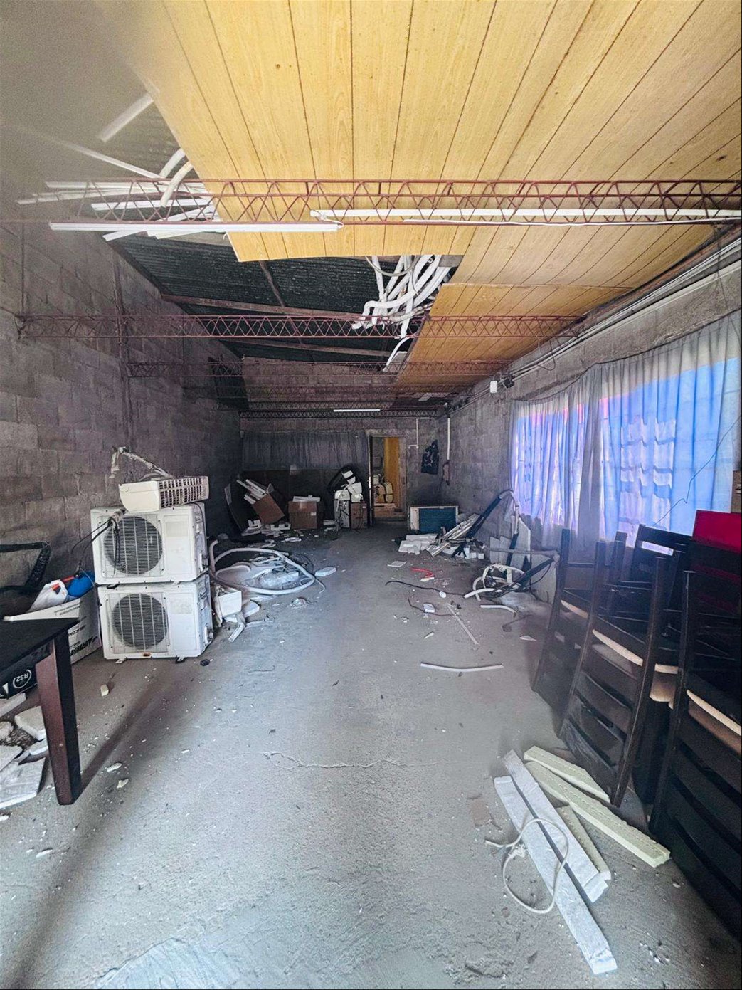 ALQUILER DE DEPOSITO 120 M2 · Foto 2