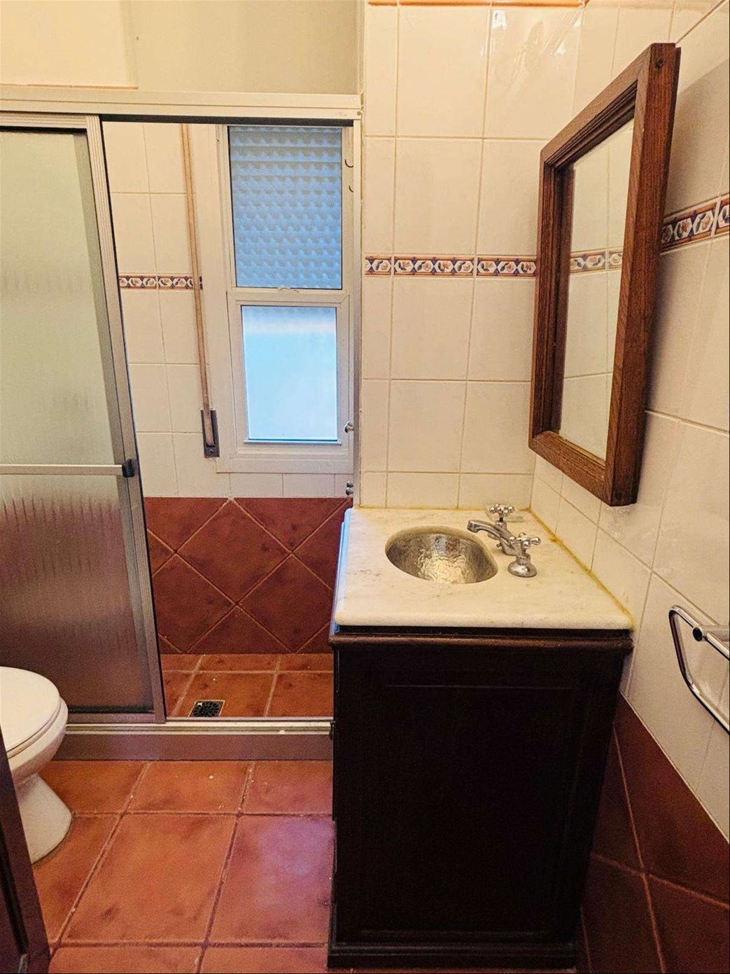 ALQUILER CASA 4 DORMITORIOS FONDO CON PISCINA · Foto 6