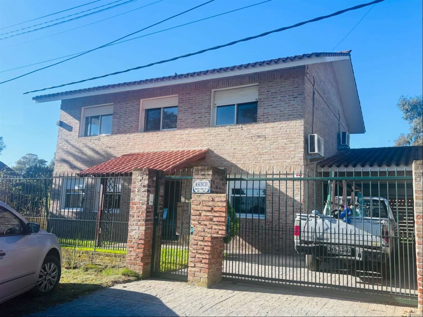 ALQUILER CASA 4 DORMITORIOS FONDO CON PISCINA · Foto 3