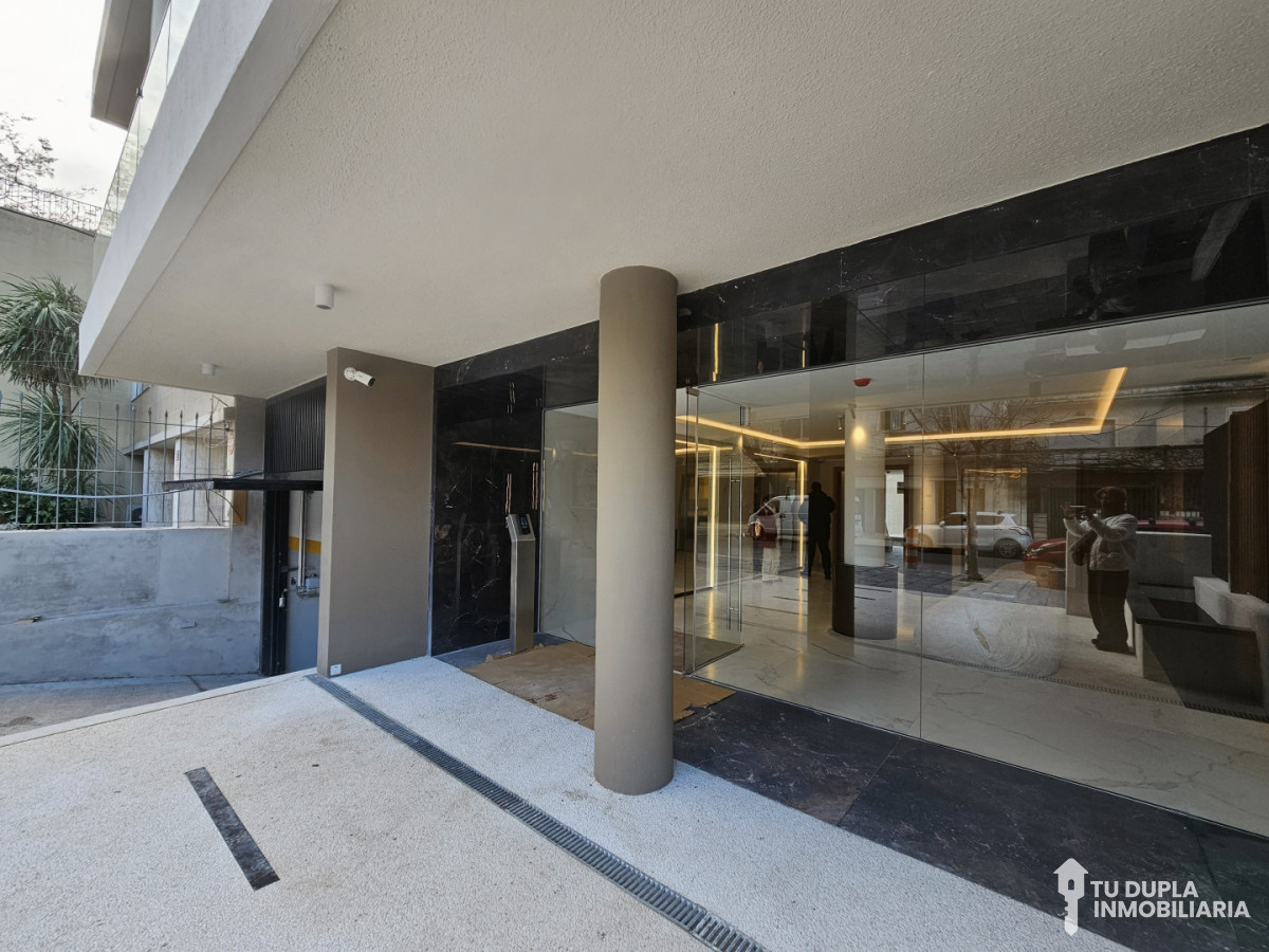 Alquiler Apartamento 1 dormitorio con Terraza parrillero Parque Rodó · Foto 12