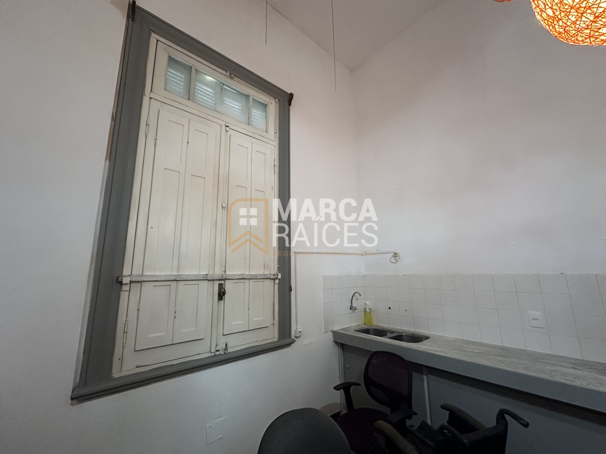 Oficinas en Alquiler Dentro de Centro de Salud en Parque Rodó | Durazno y Blanes · Foto 7