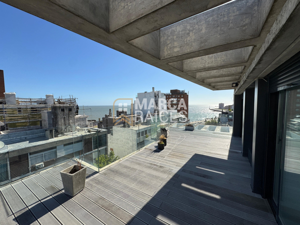 Alquiler Apartamento Penthouse 2 Dormitorios Centro ALMA SUR Montevideo · Foto 1