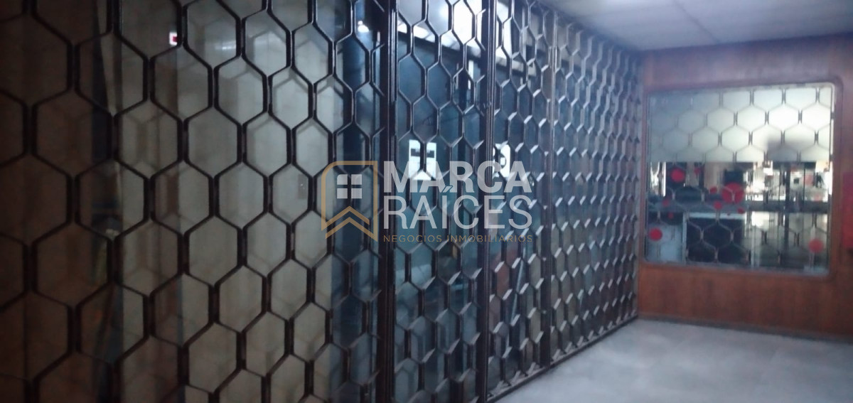 Alquiler Local Comercial. Centro, Montevideo · Foto 4