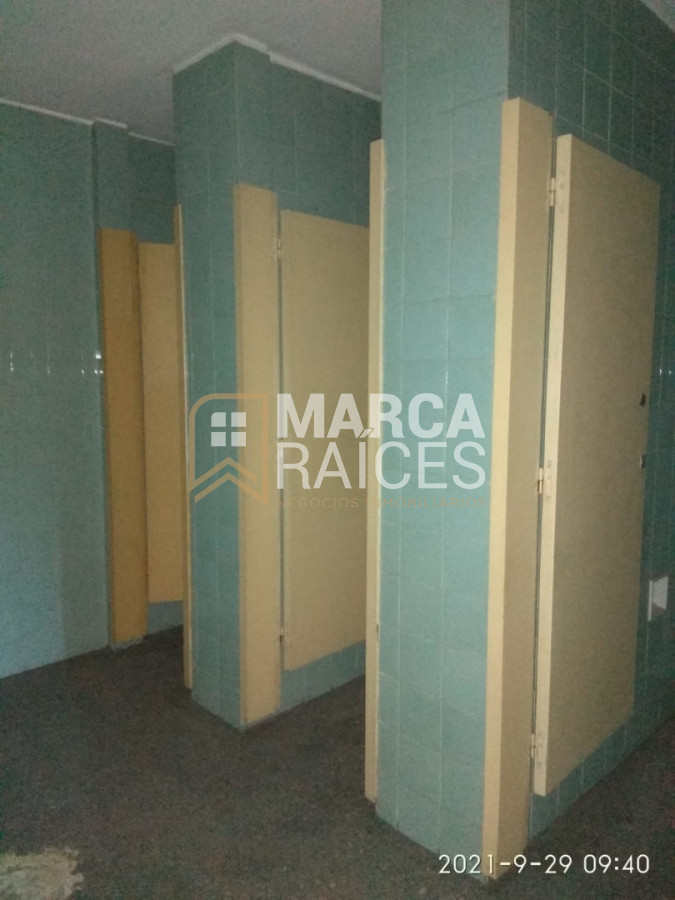 Alquiler Local Comercial. Centro, Montevideo · Foto 3