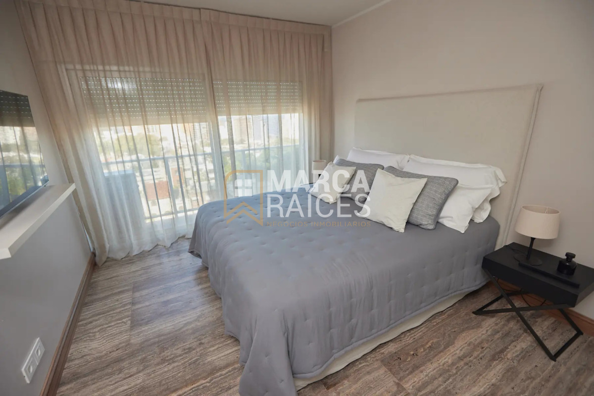 Alquiler Apartamento Amueblado 3 Dormitorios con Garage Doble Punta Carretas Montevideo · Foto 2