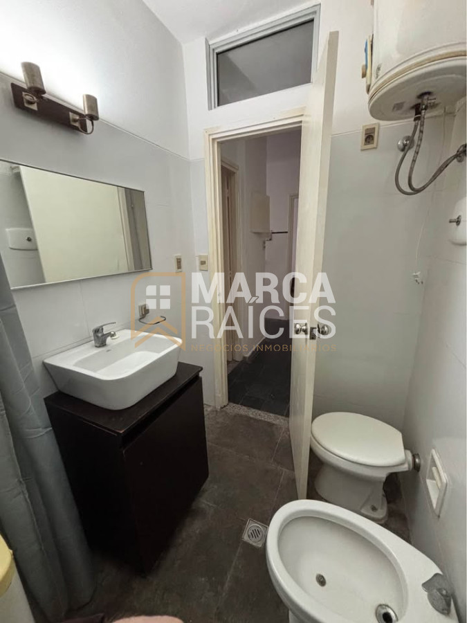 Alquiler Apartamento 1 Dormitorio Luminoso Ciudad Vieja Montevideo · Foto 12