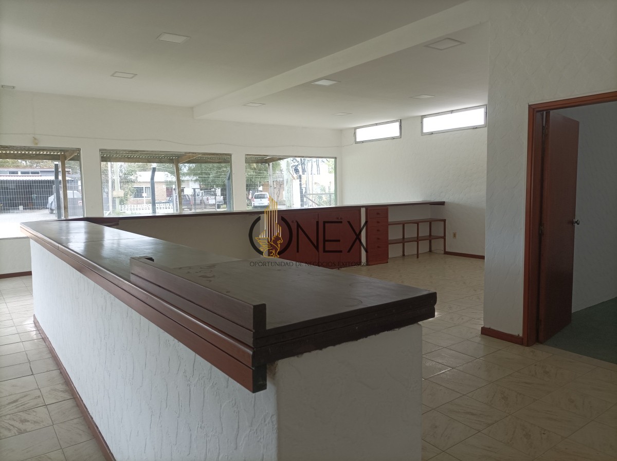 Hermoso Local Comercial · Photo 1