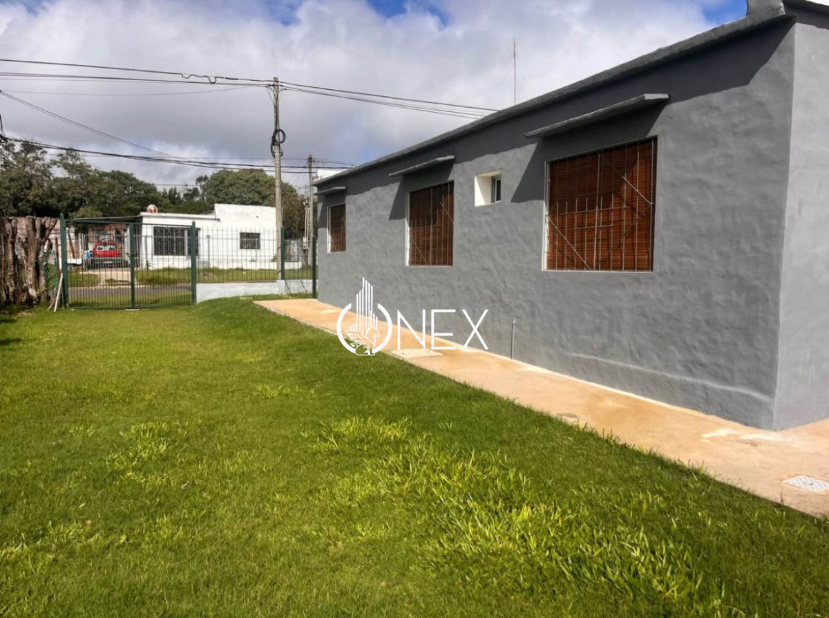 CASA DE TRES DORMITORIOS · Photo 8