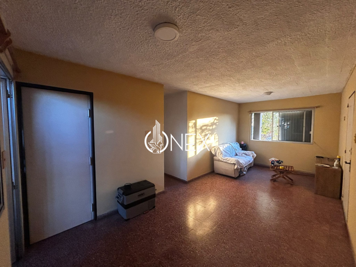Traspaso Apartamento 2 Dormitorios Sobre Avenida · Photo 6