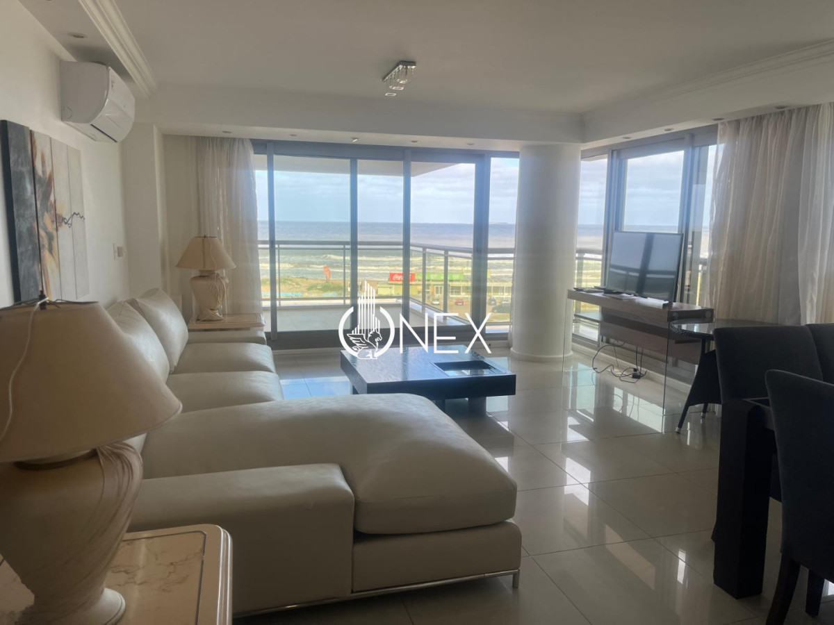 Apartamento en venta en Playa Brava