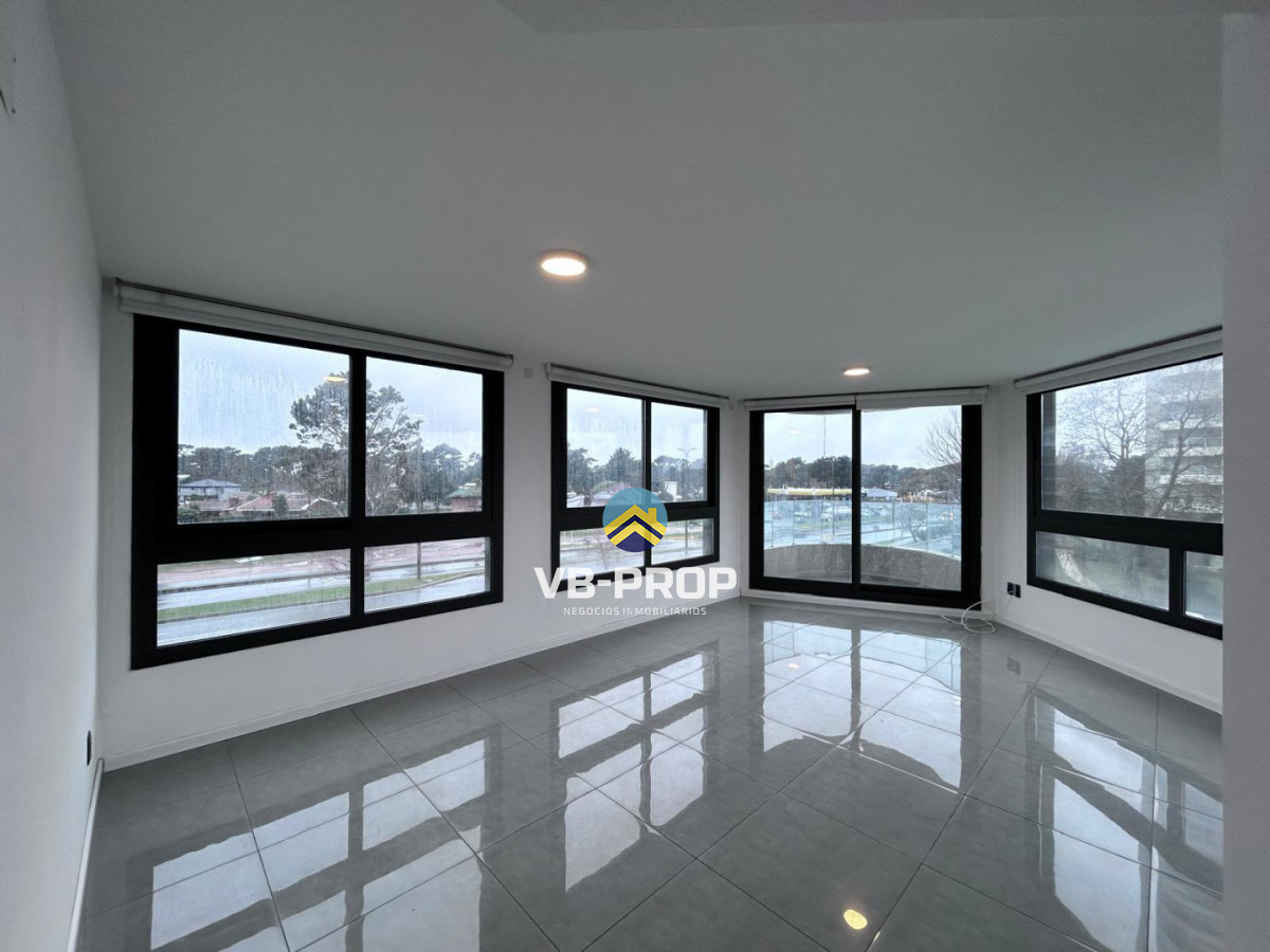 Alquiler apartamento 2 dormitorios torre gaudi maldonado punta del este