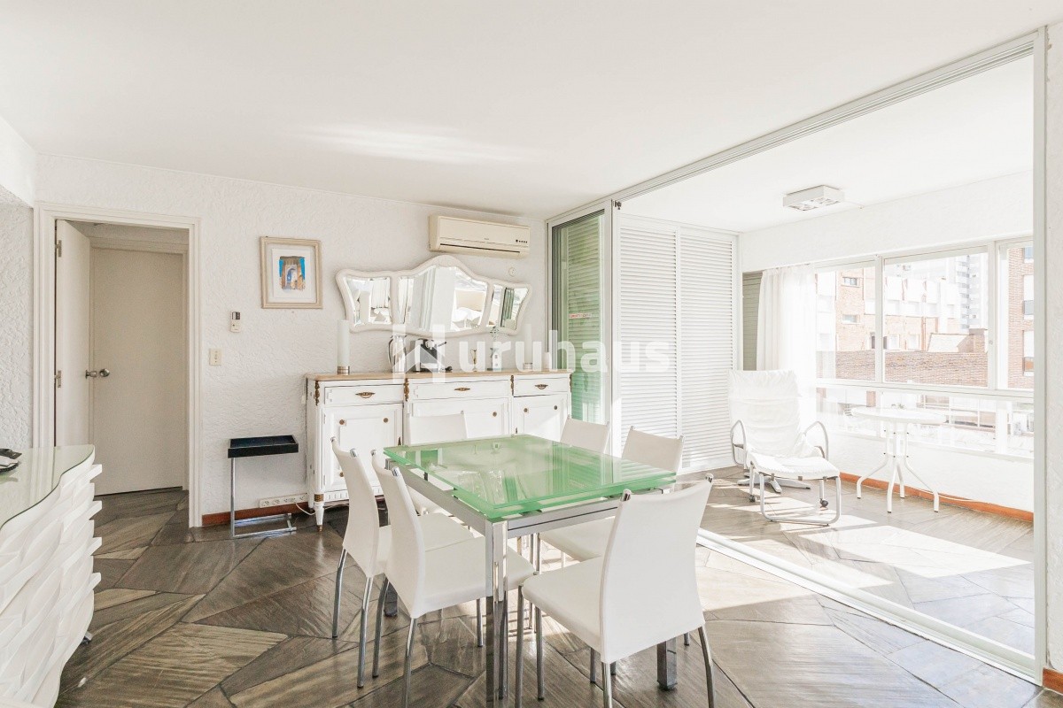 VENTA APARTAMENTO DOS DORMITORIOS RECALADA PUNTA DEL ESTE PENINSULA