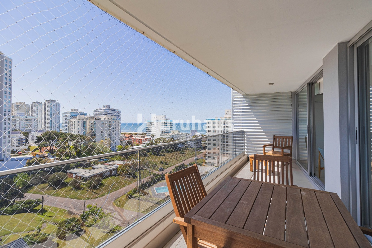 Apartamento en alquiler en Playa Brava