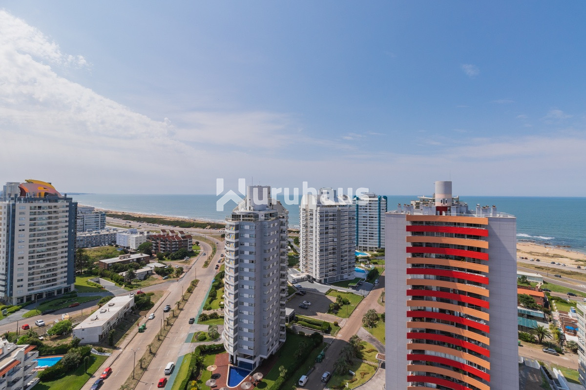 FOREST TOWER 2 - EXCLUSIVO PENTHOUSE CON ESPACIO DE PARRILLERO PROPIO USO EXCLUSIVO