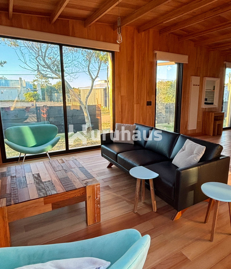 VENTA CASA TRES DORMITORIOS JOSE IGNACIO LA JUANITA A ESTRENAR