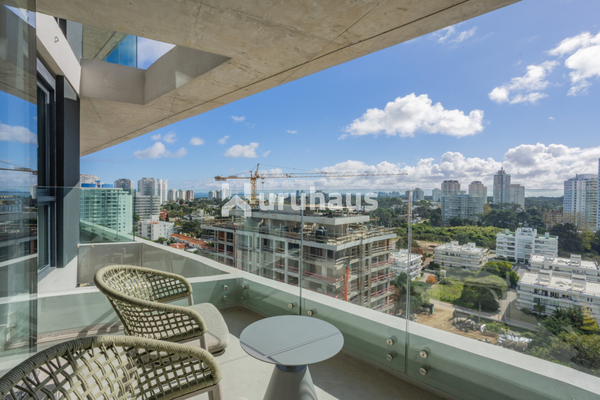 ALQUILER DEPARTAMENTO 1 DORMITORIO PLAYA BRAVA CON PARRILLERO