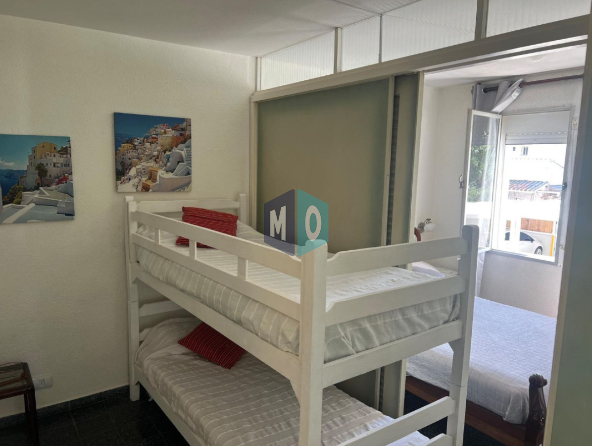 Apartamento Amoblado en Alquiler - Playa Mansa Parada 8 – 1 Dormitorio y Medio, Cochera y GC Incluidos · Foto 9