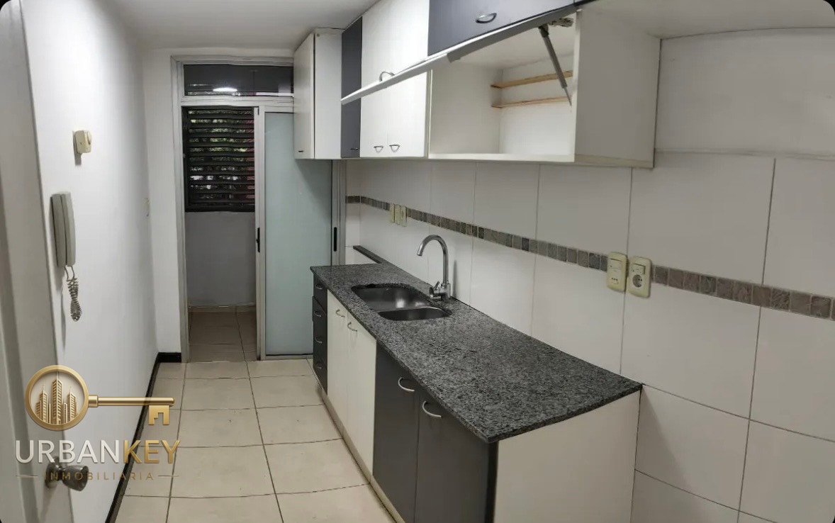Alquiler de Apartamento de 2 Dormitorios con Deposito en Aguada · Foto 2