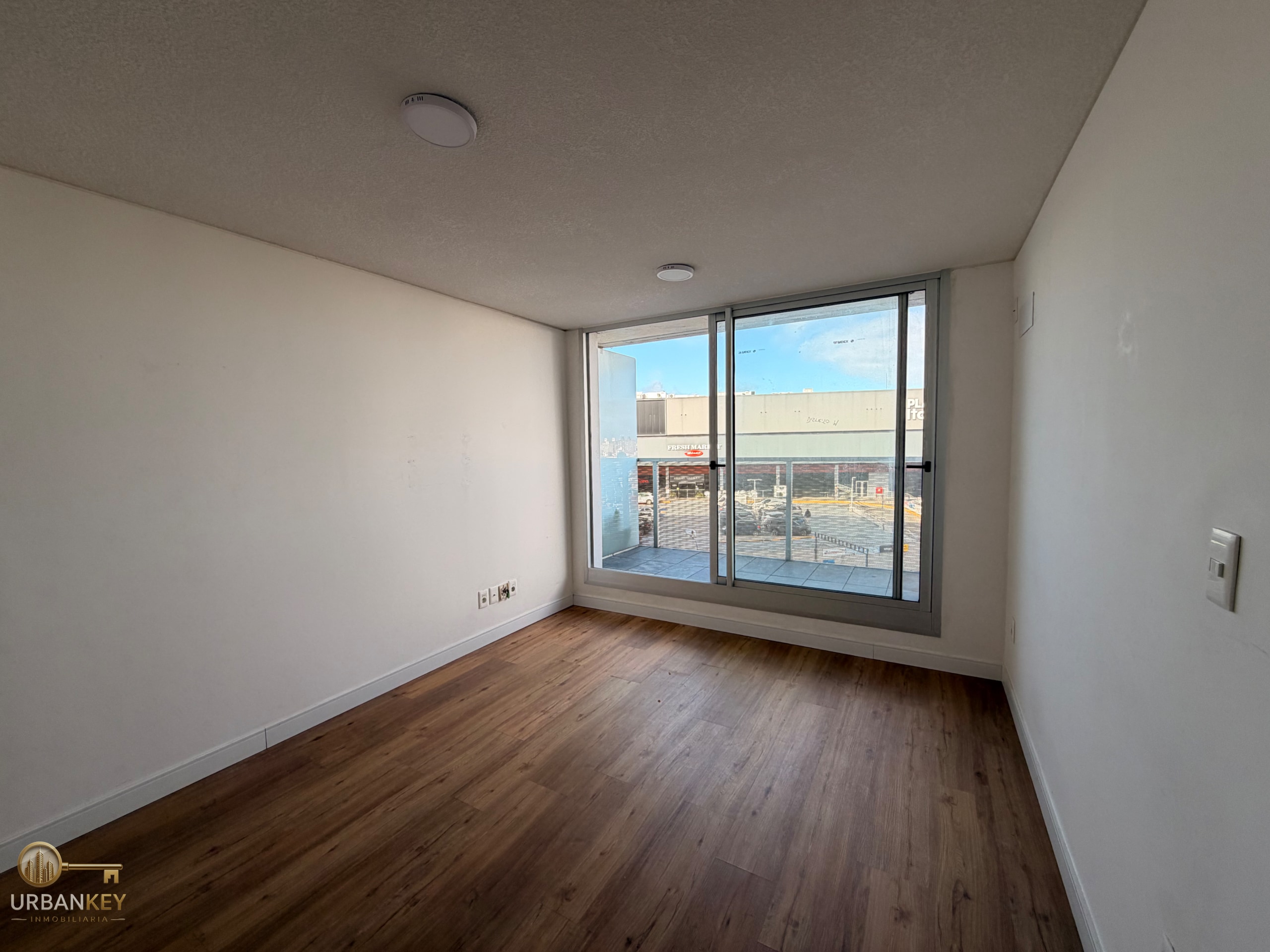 ALQUILER APARTAMENTO 1 DORMITORIO TERRAZA Y AMENITIES EN MALVIN FRENTE A PLAZA ITALIA  | DISTRITO M · Foto 2