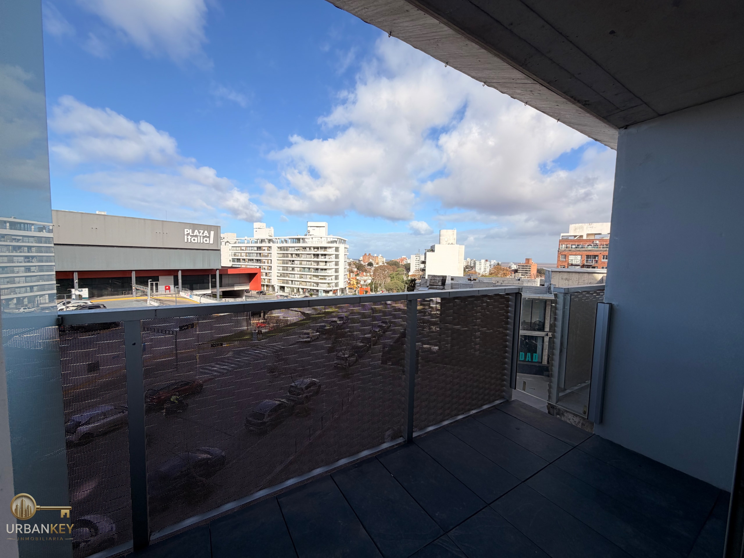 ALQUILER APARTAMENTO 1 DORMITORIO TERRAZA Y AMENITIES EN MALVIN FRENTE A PLAZA ITALIA  | DISTRITO M · Foto 8