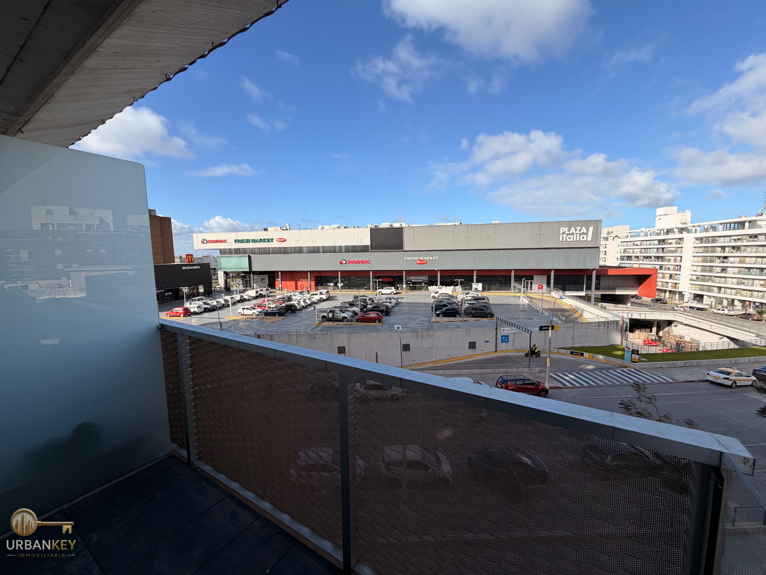 ALQUILER APARTAMENTO 1 DORMITORIO TERRAZA Y AMENITIES EN MALVIN FRENTE A PLAZA ITALIA  | DISTRITO M · Foto 7
