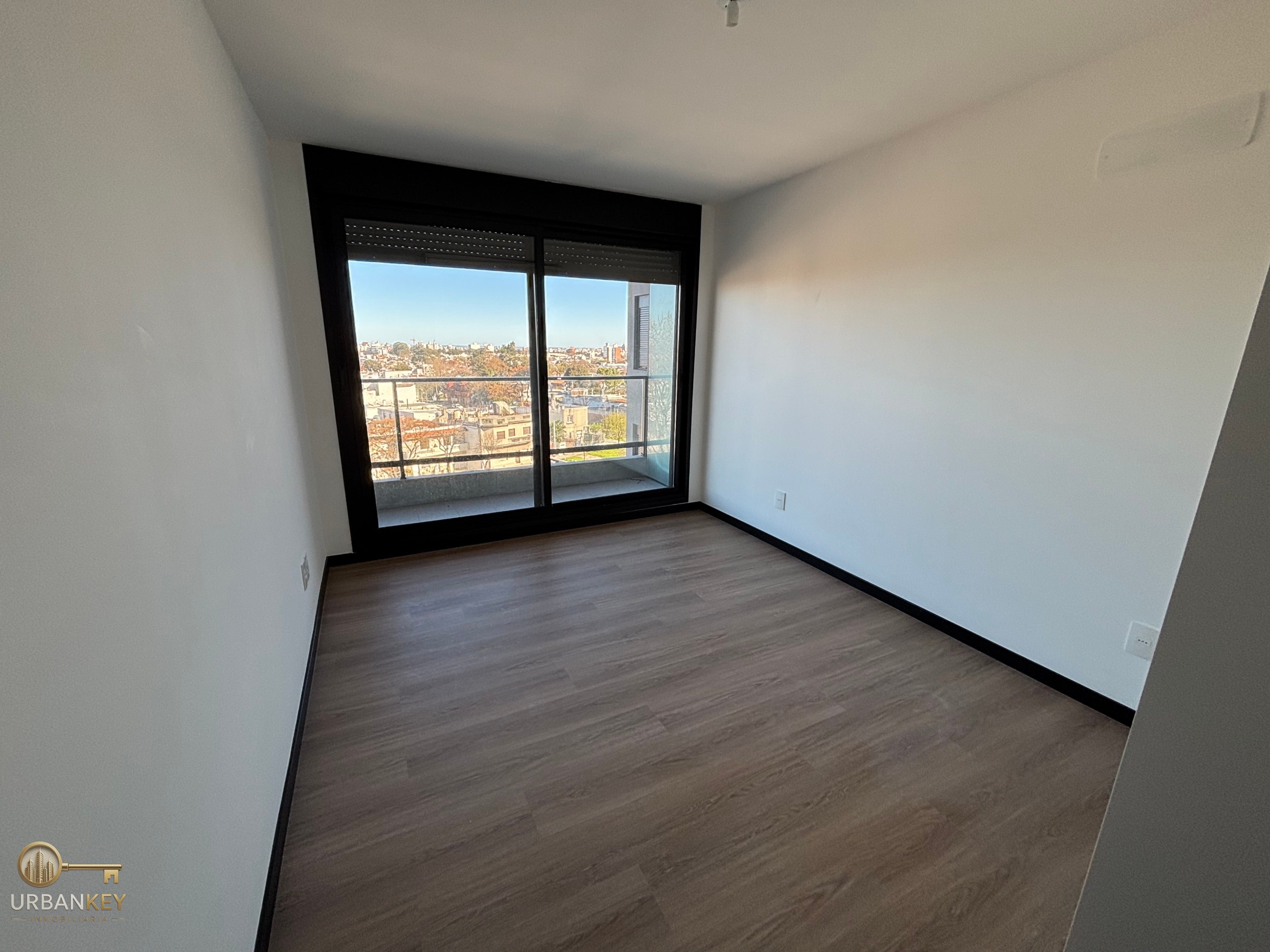 ALQUILER APARTAMENTO A ESTRENAR DE 1 DORMITORIO CON BALCON EN PARQUE BATLLE · Photo 8